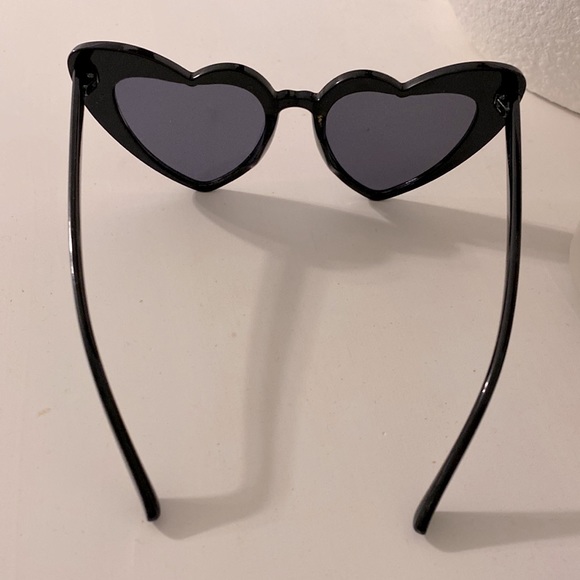 Heart Sunglasses - Picture 3 of 3